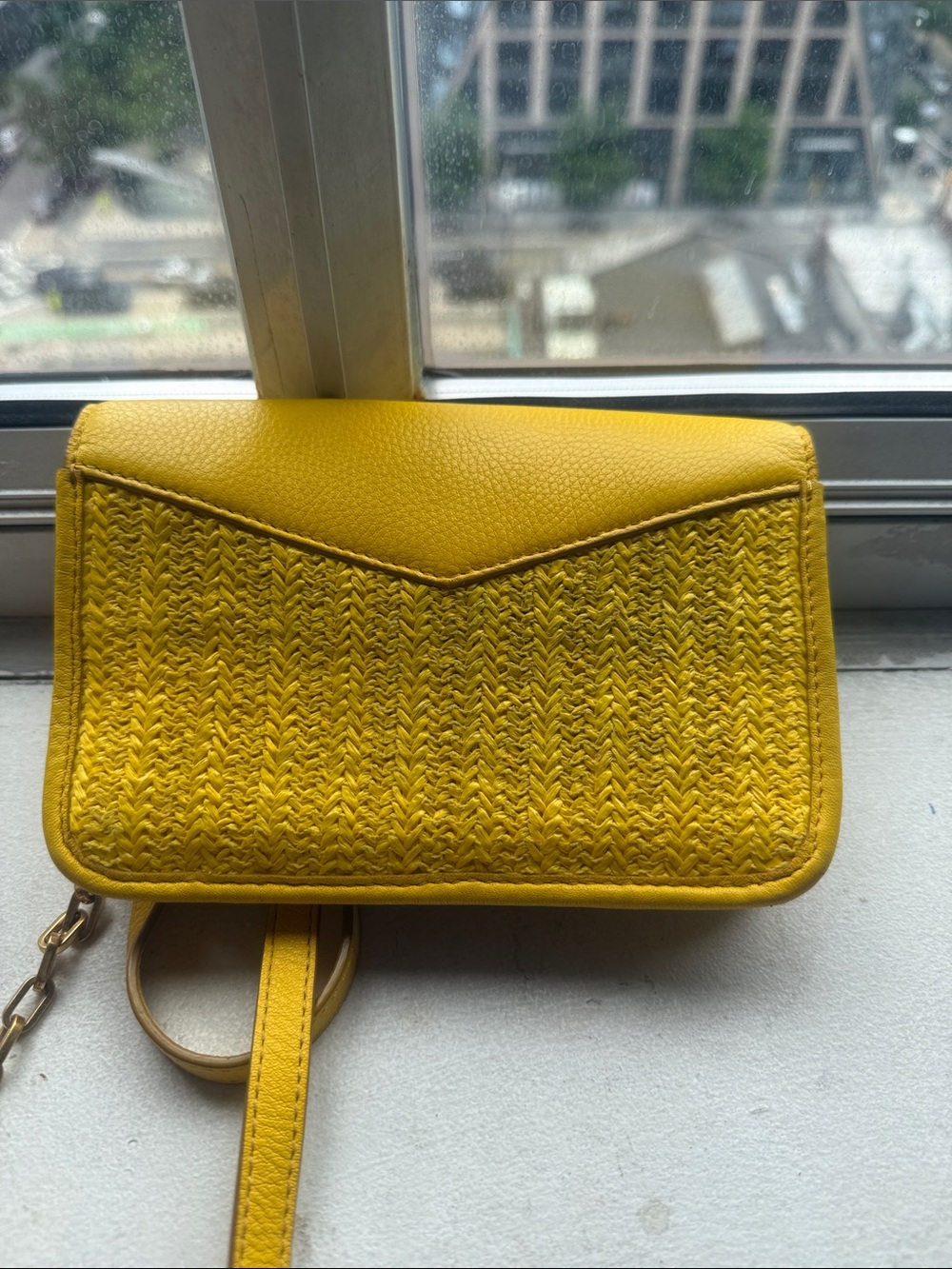 Marc by Marc Jacobs Yellow Woven Leather Crossbody with Gold Hardware - Picture 5 of 14